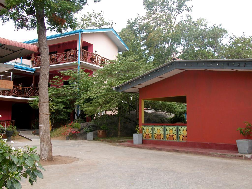 Sigiri Lion Lodge Sigiriya Exteriér fotografie